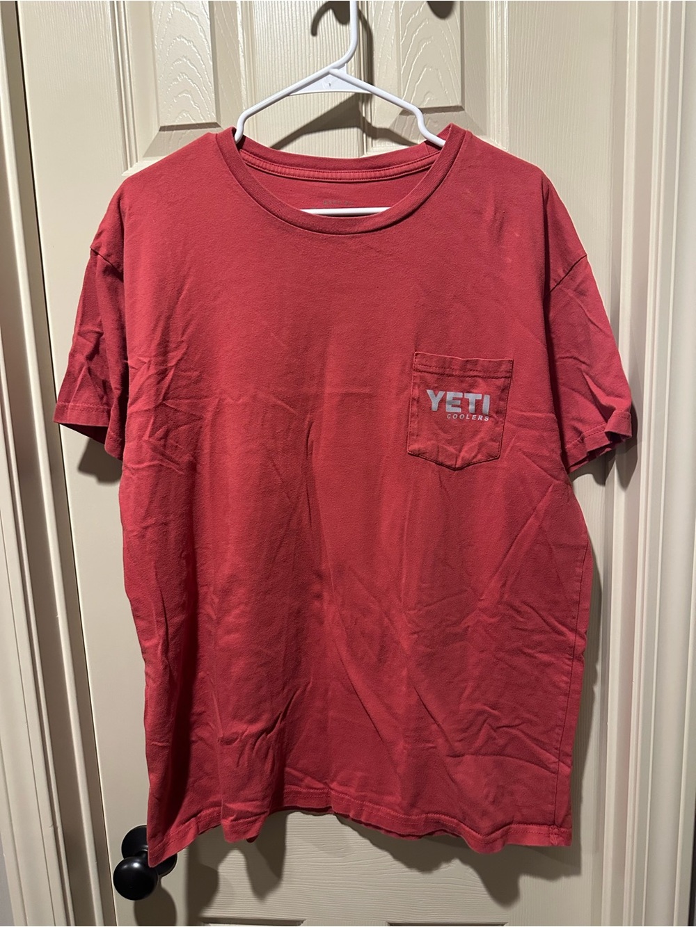 Yeti Short Sleeve Pocket Tee - Coral Red